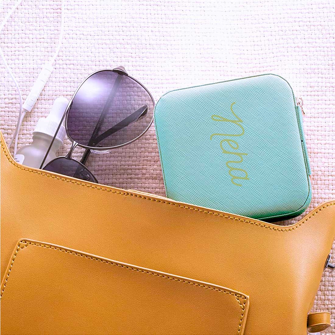 Personalized Jewellery Organiser for Travel jewelry Case for Earrings - Add Name - Image 13