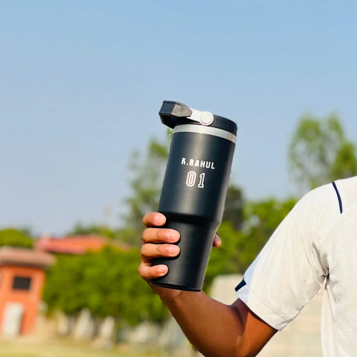 Personalized Tumbler Cricket Name & Jersey – 900ml Vacuum Insulated Stainless Steel Bottle with Carry Handle - Image 2