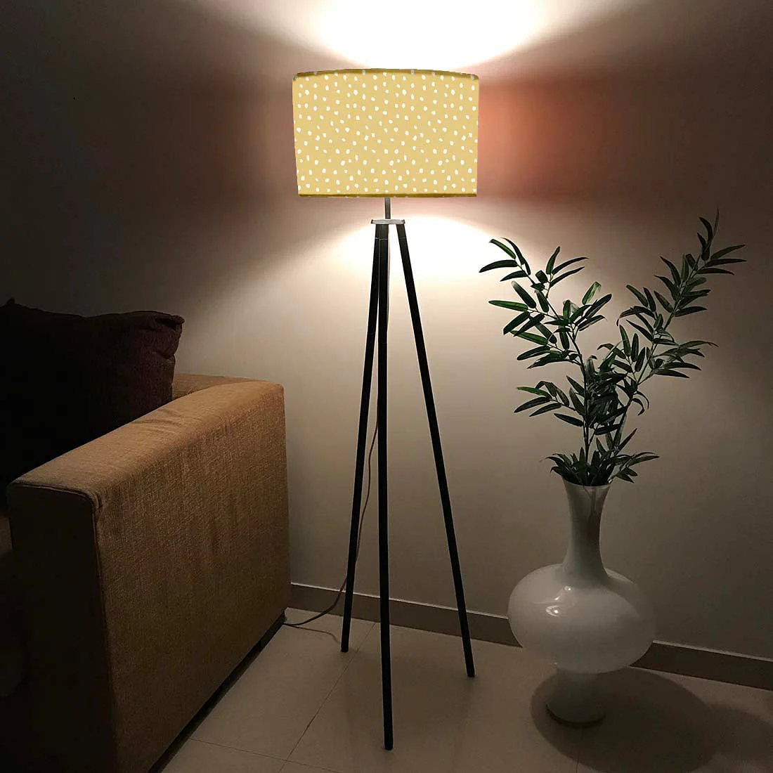 Tripod Floor Lamp Standing Light for Living Rooms -Yellow Love - Image 2