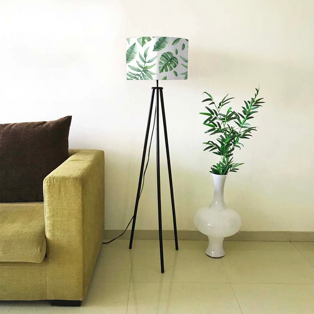Tripod Standing Floor Lamp -Leaves - Image 4