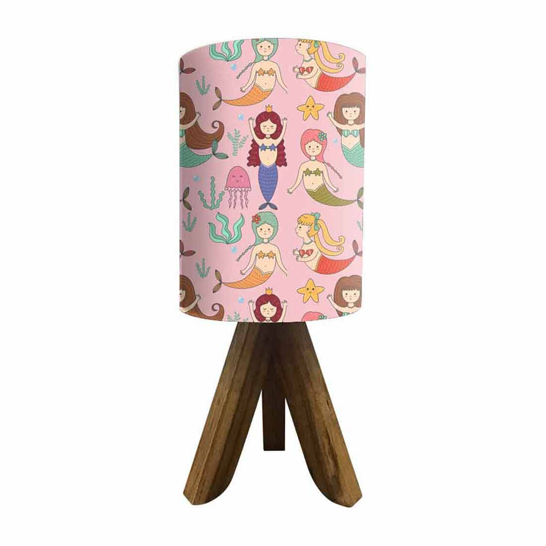 Small Wooden Tripod Lamp with 3w LED Bulb Included - Image 4